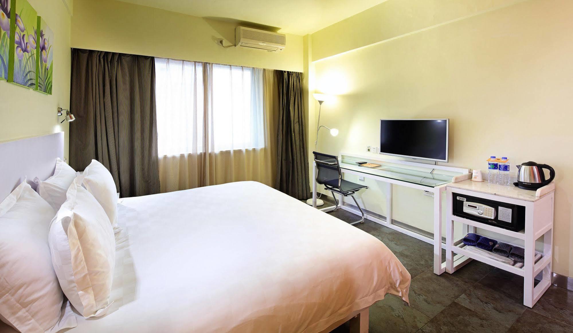 Yanjiang East Garden Inn Guangzhou Exterior foto